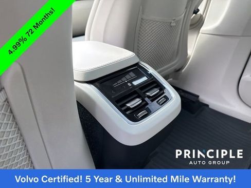 Certified 2025 Volvo XC90 B5 Core w/ Protection Package Premier image 35
