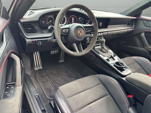 Used 2022 Porsche 911 GT3 image 17