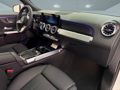 New 2026 Mercedes-Benz GLB 250 image 19