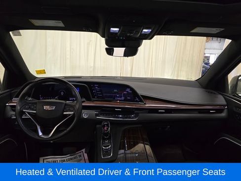 Used 2023 Cadillac Escalade Premium Luxury AWD/4WD image 31