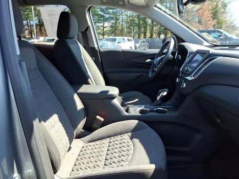 Used 2024 Chevrolet Equinox LT image 10