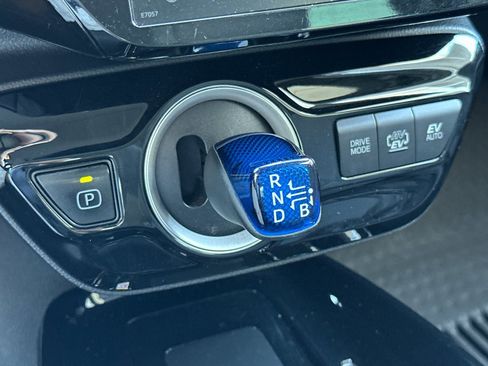 Certified 2022 Toyota Prius Prime XLE FWD image 22