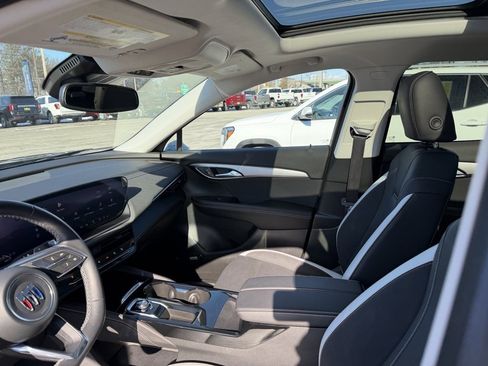 Used 2025 Buick Envision Sport Touring image 14