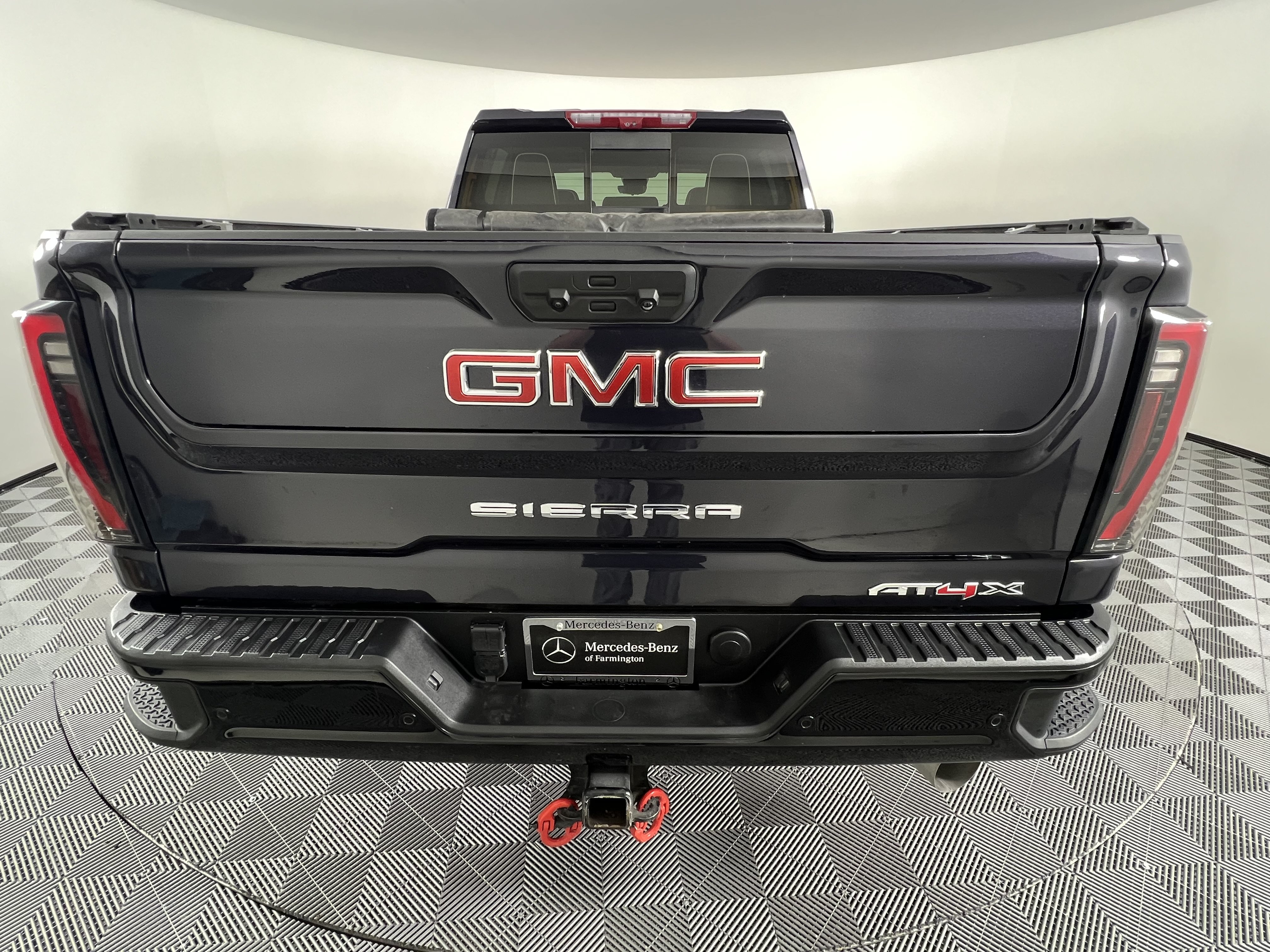 Used 2024 GMC Sierra 2500 AT4X AWD/4WD image 12
