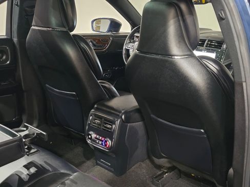Used 2018 Lincoln Continental Reserve image 56