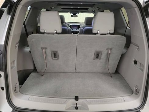 Used 2019 GMC Acadia SLT image 35