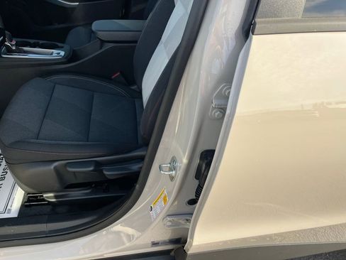 New 2026 Chevrolet Trax RS w/ Sunroof Package image 21