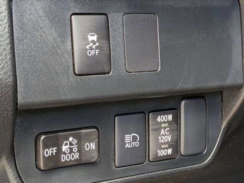 Used 2023 Toyota Tacoma TRD Off-Road w/ TRD Premium Off Road Package image 12