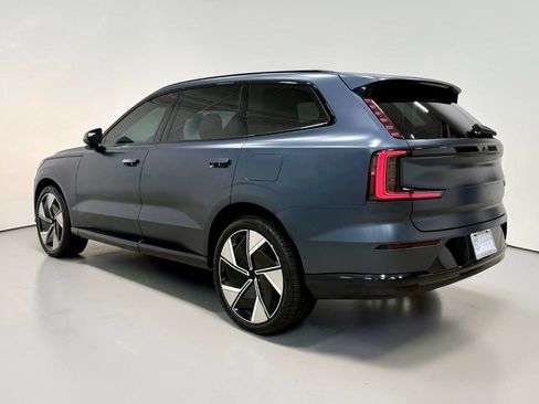 Used 2025 Volvo EX90 Ultra AWD/4WD image 24