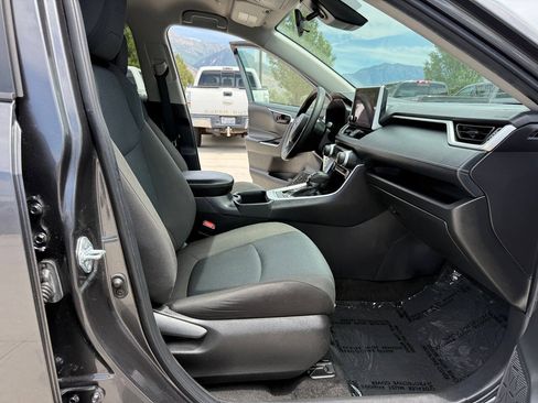 Used 2024 Toyota RAV4 LE AWD/4WD image 22