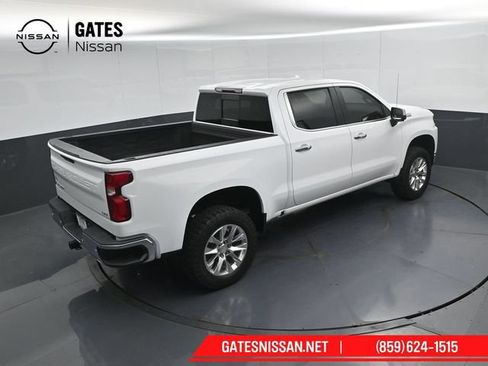 Used 2021 Chevrolet Silverado 1500 LTZ AWD/4WD image 45