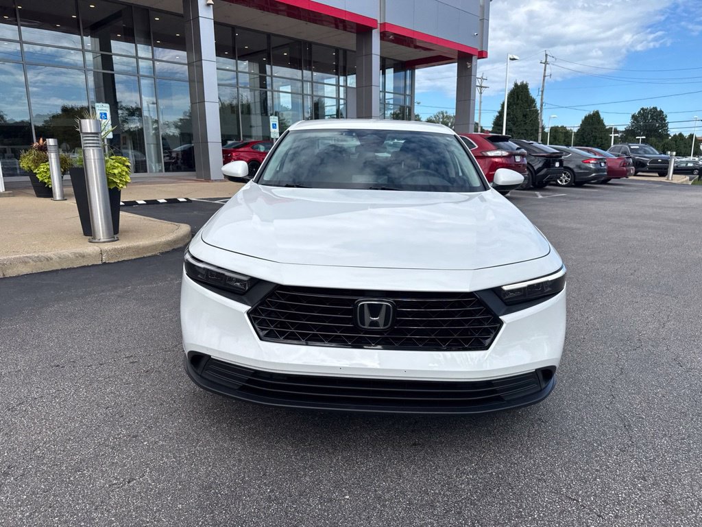 Used 2023 Honda Accord LX image 9