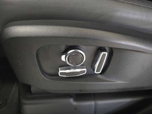 Used 2024 Land Rover Defender 130 Outbound image 23