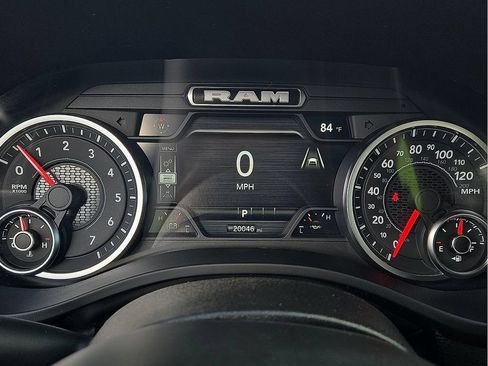 Used 2025 RAM 1500 Warlock AWD/4WD image 35