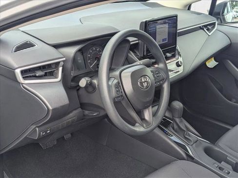 New 2025 Toyota Corolla LE image 3
