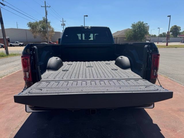 New 2027 RAM 3500 Big Horn AWD/4WD image 7