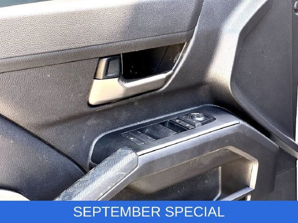 Certified 2024 Toyota Tacoma TRD Sport AWD/4WD image 11