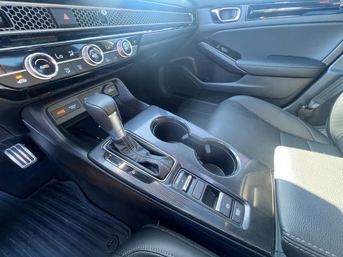 Used 2025 Honda Civic Sport image 20