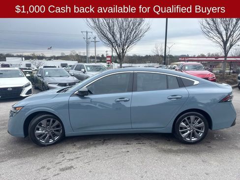 New 2026 Nissan Sentra SL FWD image 4