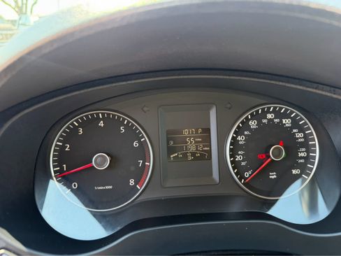 Used 2014 Volkswagen Jetta SE FWD image 28