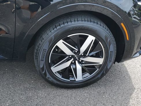 Used 2022 Kia Sorento S FWD image 6