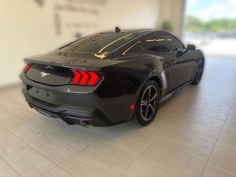 Certified 2024 Ford Mustang Coupe RWD image 2
