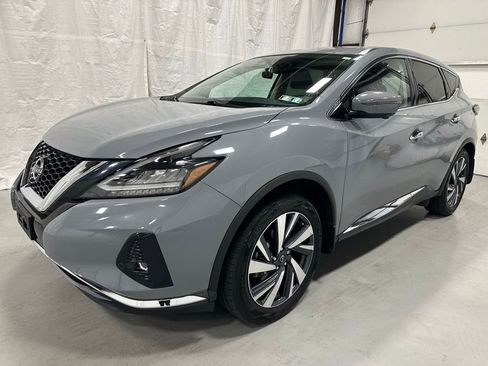 Used 2023 Nissan Murano SL w/ SL Moonroof Package FWD image 3