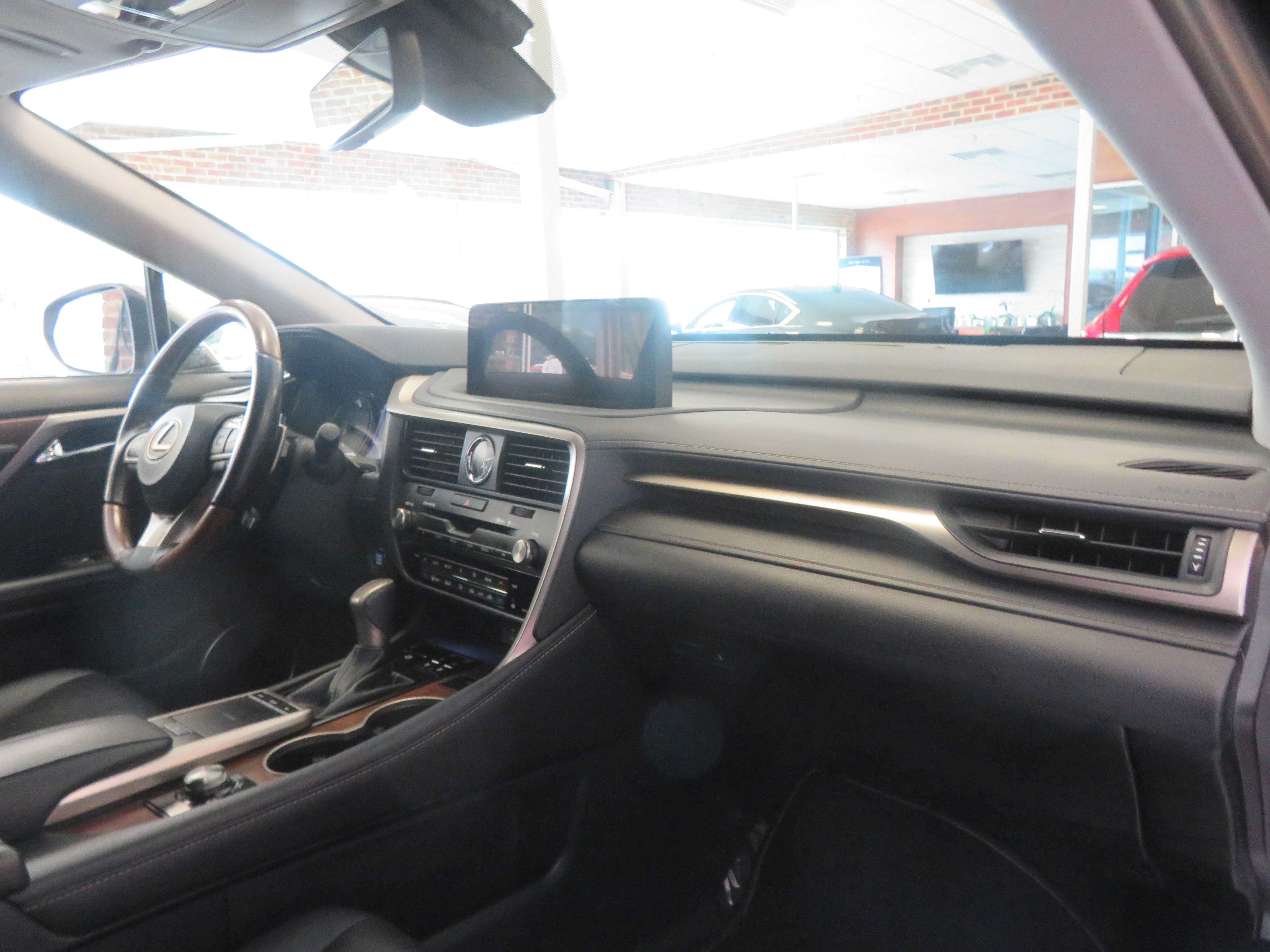 Used 2021 Lexus RX 350L FWD w/ Premium Package image 28
