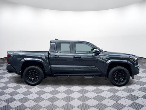 Used 2024 Toyota Tacoma SR5 AWD/4WD image 7