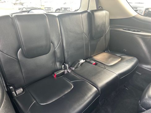 Used 2024 Nissan Armada SL w/ Captain's Chairs Package AWD/4WD image 24