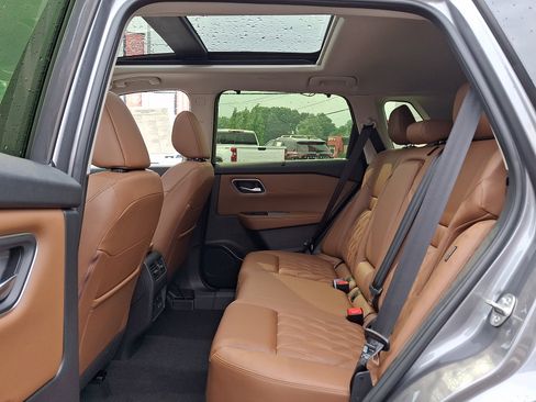 New 2026 Nissan Rogue Platinum w/ Platinum Premium Package AWD/4WD image 7