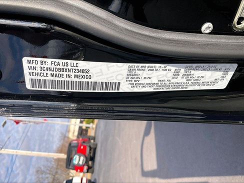 Used 2022 Jeep Compass Latitude image 33