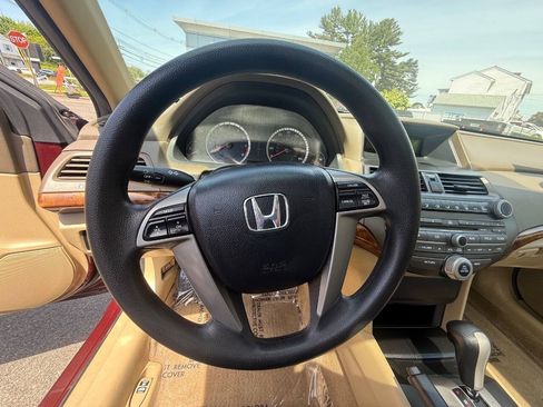 Used 2010 Honda Accord EX image 9