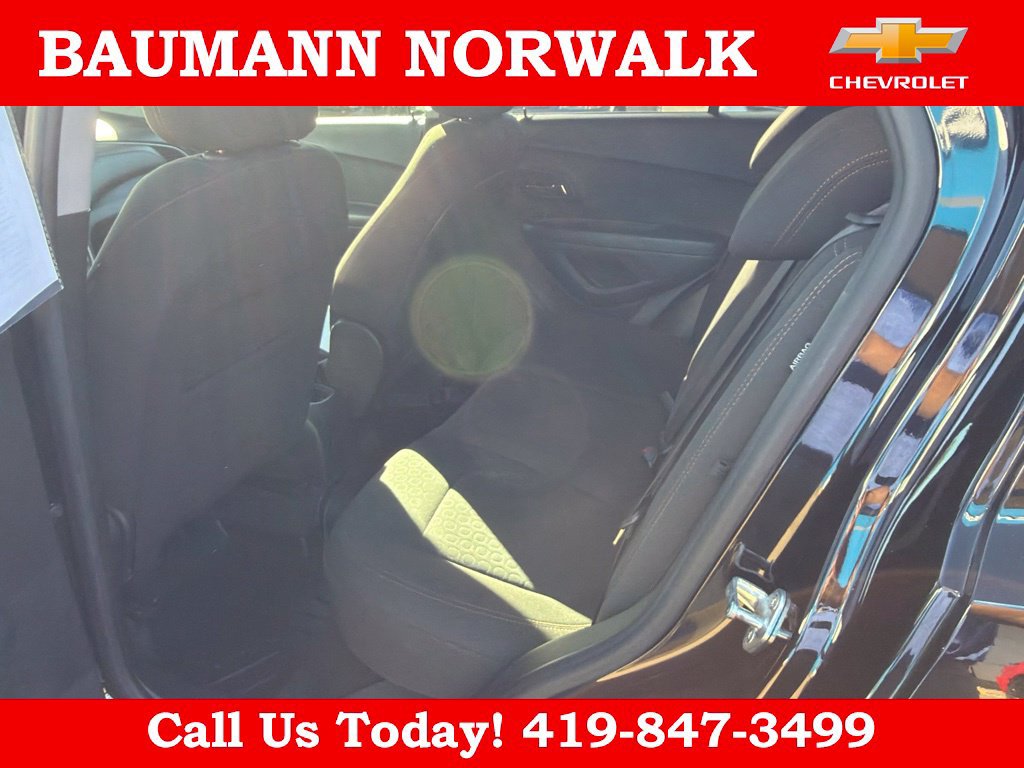 Used 2020 Chevrolet Trax LS w/ Tint and Cruise Package FWD image 33
