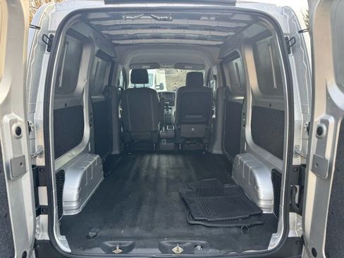 Used 2013 Nissan NV200 SV w/ Technology Pkg image 20