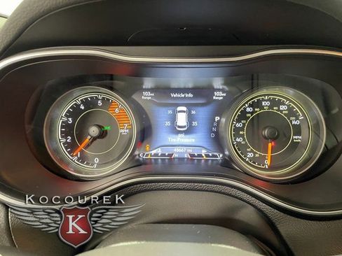 Used 2023 Jeep Cherokee Trailhawk w/ Elite Group image 15