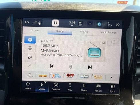 Used 2023 RAM 1500 Big Horn AWD/4WD image 24