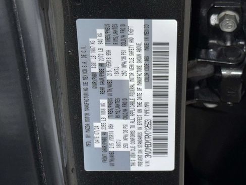 Used 2024 MAZDA CX-30 AWD 2.5 S w/ Premium Package image 34