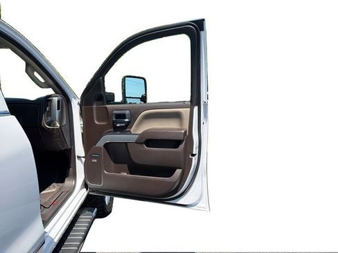 Used 2019 Chevrolet Silverado 2500 LTZ w/ Duramax Plus Package AWD/4WD image 24