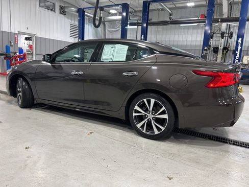 Used 2016 Nissan Maxima 3.5 SL FWD image 6