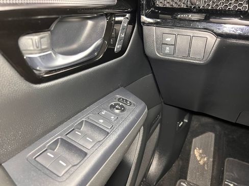 Used 2025 Honda CR-V Sport Touring image 16