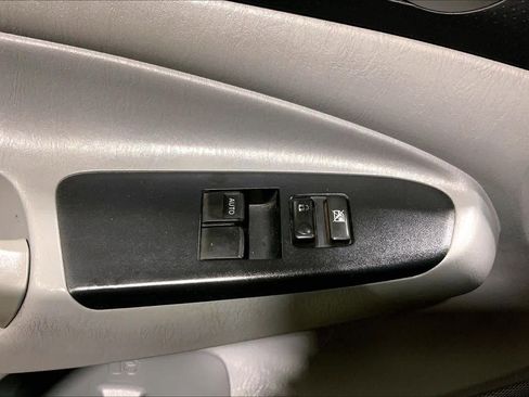 Used 2013 Toyota Tacoma 4x4 Access Cab w/ SR5 Pkg image 35