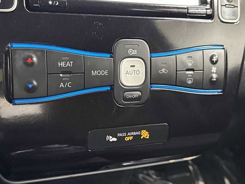 Used 2013 Nissan Leaf SV w/ LED & Quick Charge Pkg image 20