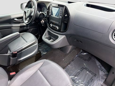 Used 2023 Mercedes-Benz Metris Passenger image 13