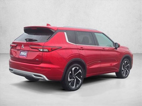 Used 2023 Mitsubishi Outlander SEL image 5