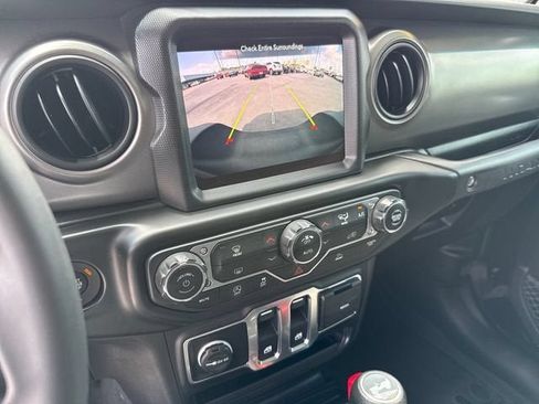 Used 2023 Jeep Wrangler Sport AWD/4WD image 15