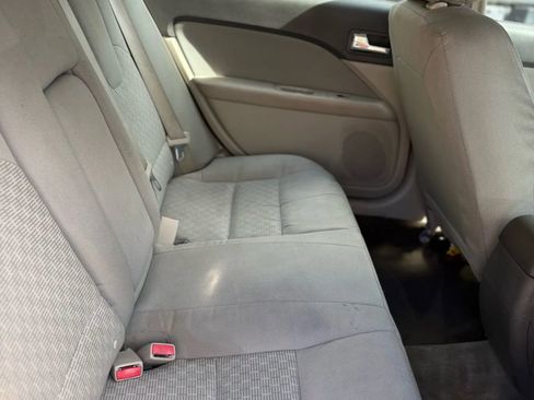 Used 2012 Ford Fusion S image 18