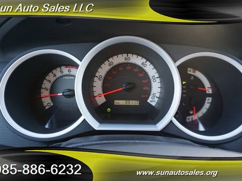 Used 2014 Toyota Tacoma PreRunner image 11