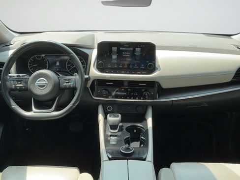 Used 2021 Nissan Rogue SL w/ Premium Package AWD/4WD image 9