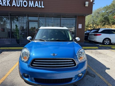 Used 2014 MINI Cooper Countryman FWD image 2